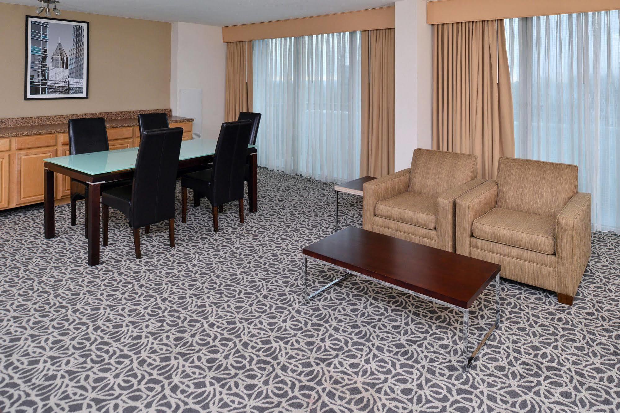 Radisson Hotel Atlanta Marietta I-75 외부 사진