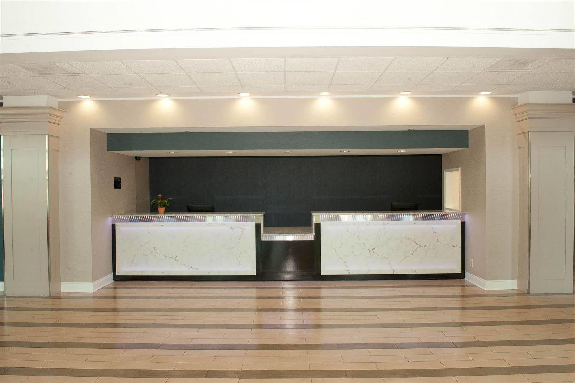 Radisson Hotel Atlanta Marietta I-75 외부 사진